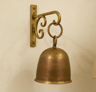 Little Extra Hanging Bell With Hook, Temple Hanging Bell, Figurine Collectible, 13.50X11X24cm Brass Decorative Bell(Pack of 1)