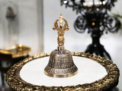 amishi blissful decor Tibetan Brass Bell Religious Handmade Vajra Dorje Prayer Bell Buddhism Small Brass, Bronze Pooja Bell(Gold, Pack of 1)