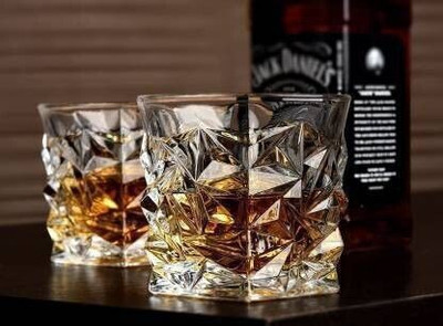 Convoke Diamond Crystal Cut Glasses Pack Of 4 Pcs- 300 Ml Bar Glass Tumblers Glass Set Whisky Glass(300 ml, Glass, Clear)