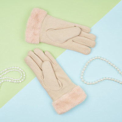 Forever Glam By Pantaloons Checkered Winter Women Gloves