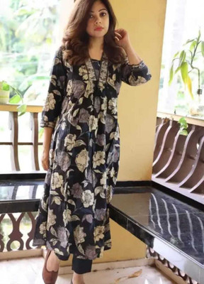 Yashukraft Flared/A-line Gown(Multicolor)