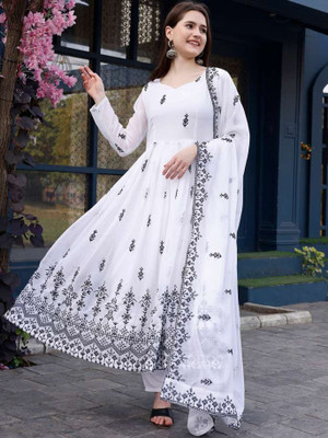 NARI DREAM Women Embroidered Flared Kurta(White)