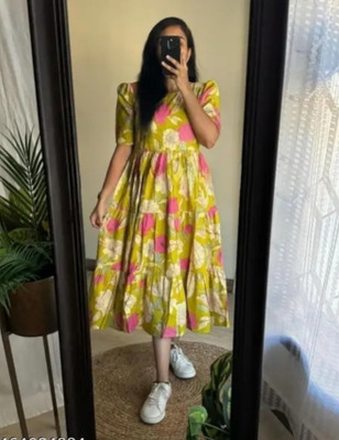 quiet fashion Flared/A-line Gown(Yellow)