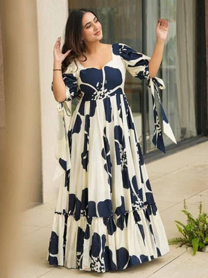 Fashion2wear Flared/A-line Gown(Blue, White)