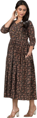 Crazy Needle Flared/A-line Gown(Black)