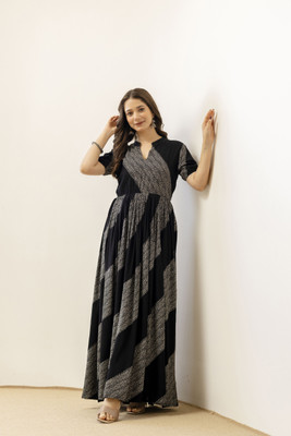 Dressar Women Printed Anarkali Kurta(Black)