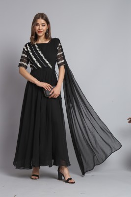 Fabcartz Flared/A-line Gown(Black)