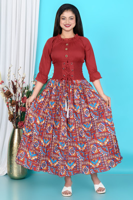MILICREATION Flared/A-line Gown(Maroon)