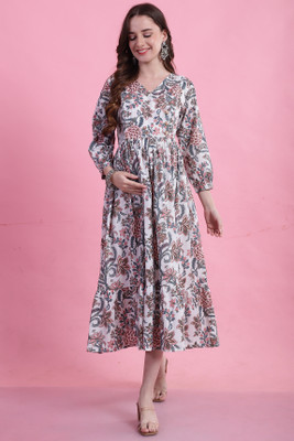 Aaradhya Fashion Flared/A-line Gown(Multicolor)