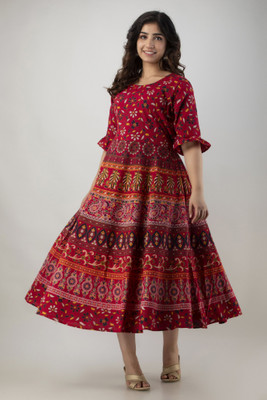 Parii Fashion Jaipur Flared/A-line Gown(Red)