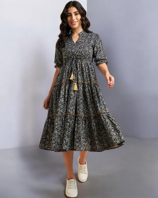 Kharoliya Flared/A-line Gown(Multicolor)