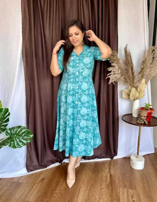 Deniyal Flared/A-line Gown(Light Blue)