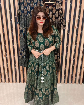 Laveena Fab Flared/A-line Gown(Green)
