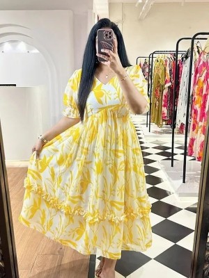 fivaniyo trends Anarkali Gown(Yellow)