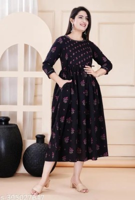 Desi Era Women Gown Black Dress