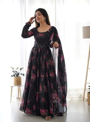 Excessive Anarkali Gown(Black)