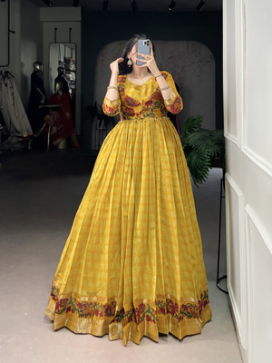 LookNbook art Flared/A-line Gown(Yellow)