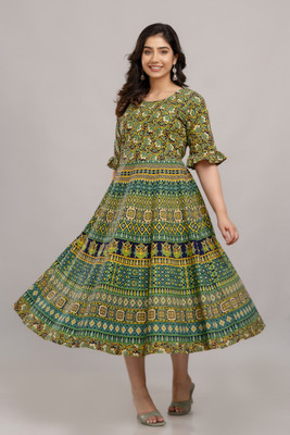 Parii Fashion Jaipur Flared/A-line Gown(Green)