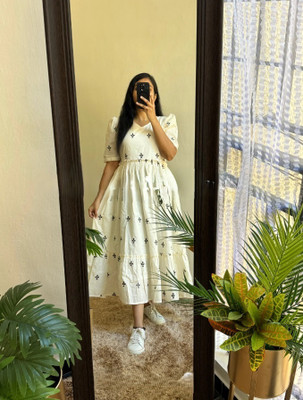 The Nayahikas Flared/A-line Gown(White)