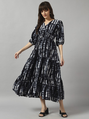 Krunal Raiyani Women Fit and Flare Black Maxi/Full Length Dress
