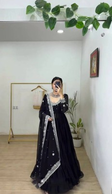 GRISHU COLLECTION Anarkali Gown(Black)