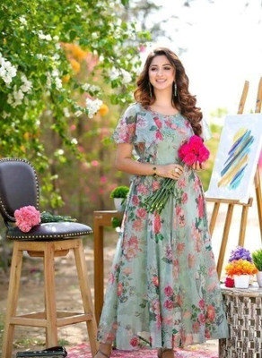 vastraveda Anarkali Gown(Multicolor)