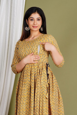 Gujari Flared/A-line Gown(White)