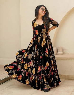 fentik.com Flared/A-line Gown(Black)