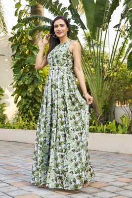 Odd by chansi Trendz Flared/A-line Gown(Green)
