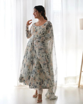 QVAZOR Anarkali Gown(White)