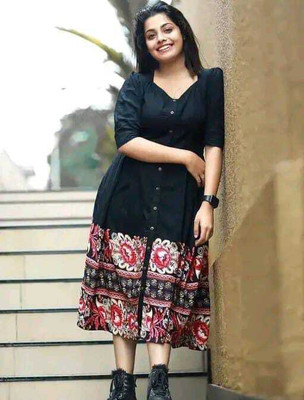 jsn Flared/A-line Gown(Black)