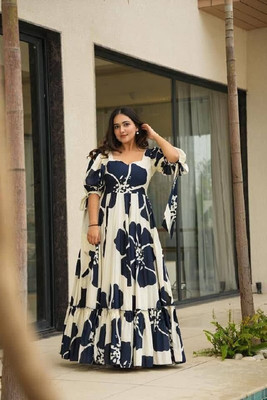 zoentik enterprise Flared/A-line Gown(Dark Blue, Beige)