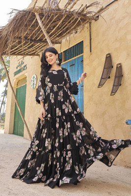 Odd by chansi Trendz Flared/A-line Gown(Black)