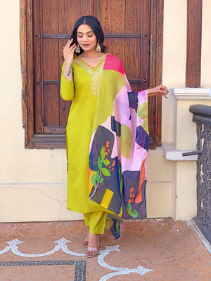 GlimmerGown Embroidered, Solid Kurta, Trouser/Pant & Dupatta Set