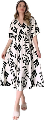 Pikutex Anarkali Gown(White)