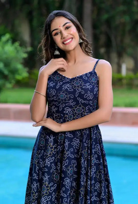 tre Anarkali Gown(Blue)