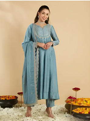 KALIVASTRA Women Kurti Pant Dupatta Set