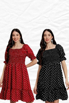 BOLD ARIA Flared/A-line Gown(Black)
