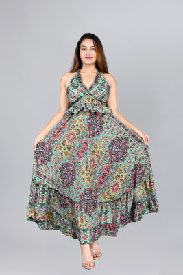 Ameeha Flared/A-line Gown(Multicolor)