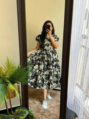 Lamenda Flared/A-line Gown(Black)