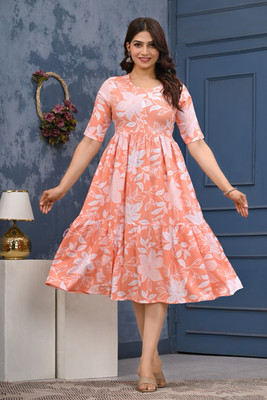 SumanHub Creation Flared/A-line Gown(Pink)