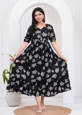 SATVEER FASHION Women Printed Anarkali Kurta(Black, White)