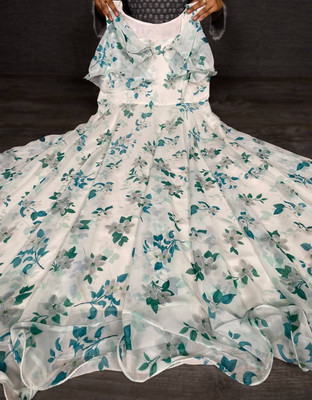 NIVUS CLOTHING Anarkali Gown(Light Green)