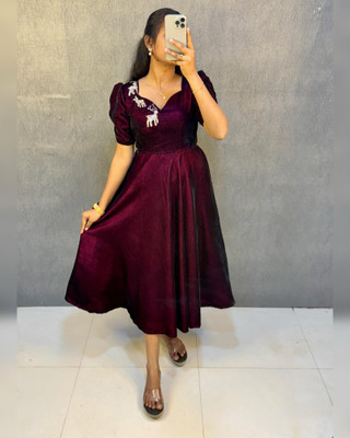 heer tex Flared/A-line Gown(Maroon)