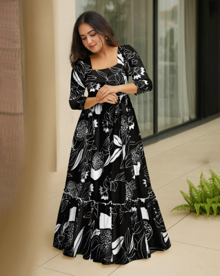D'CART Anarkali Gown(Black, White)