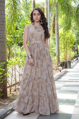 Odd by chansi Trendz Flared/A-line Gown(Beige)