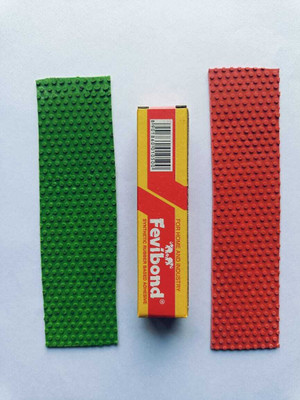 KIPSMARTS Play Bat Toe Guard Pack Of 2/ With F-Bond (Green+Red)Pack of 2 Cricket Guard Combo(Green, Red)