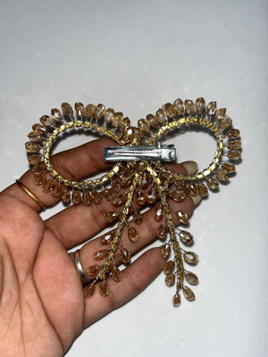 kerav Artificial golden clip hand maid hair accessorys Hair Accessory Set(Gold)