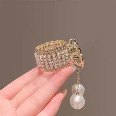 house of common MEHAK CREATION Trend fancy AD stone round shape Medium Metal Golden hair claw Hair Claw(Multicolor)