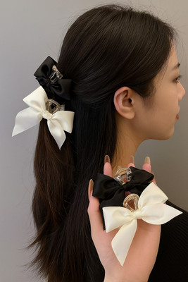 HNB23 Black & White Satin Bow Hair Clutcher for Women & Girls – Stylish Fancy Clip Hair Accessory Set(Multicolor)